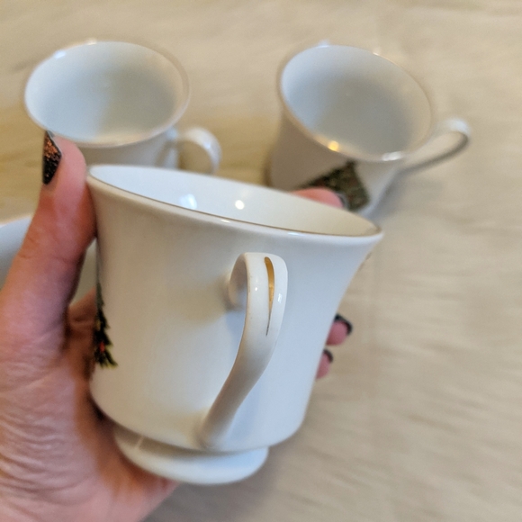 Sea Gull fine china Christmas tree set of 4 mugs - Picture 8 of 9